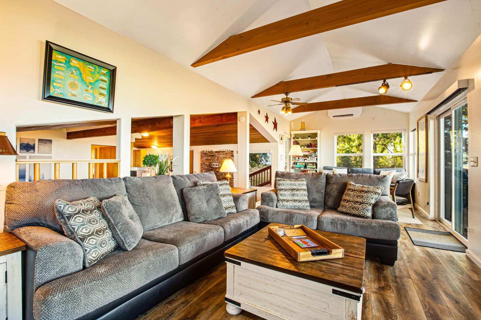 Marrowstone Island Beach Cabin Exterior photo